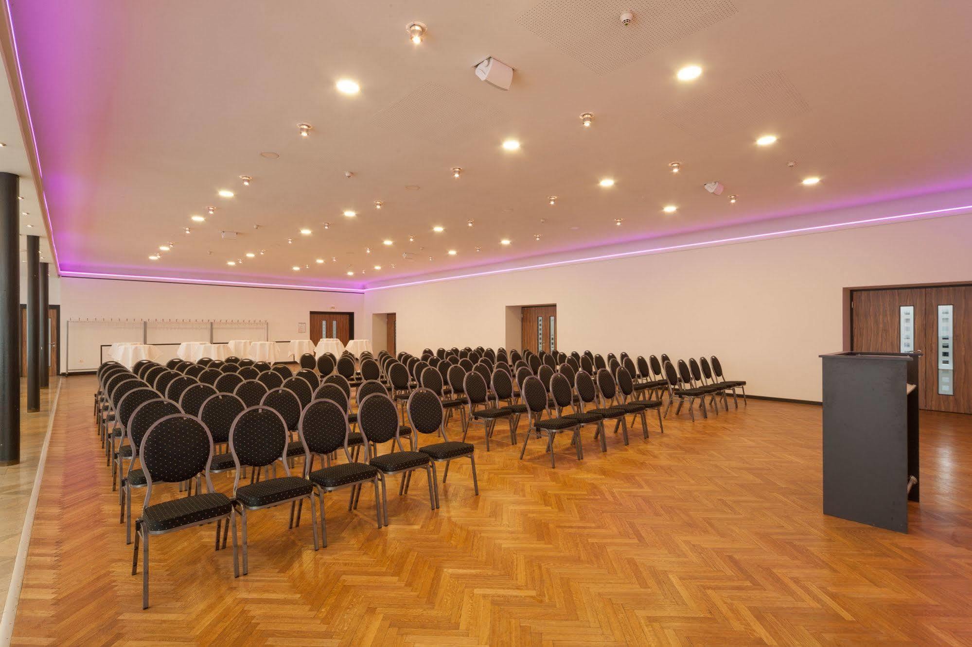 Designhotel + Congresscentrum Wienecke Xi. Ганновер Экстерьер фото